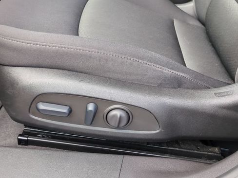 Used 2024 Chevrolet Malibu LT FWD image 12