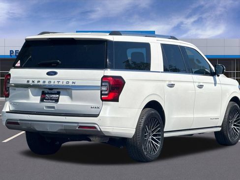 Used 2024 Ford Expedition Max Platinum AWD/4WD image 4