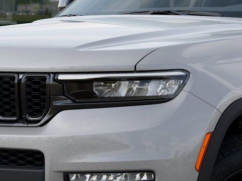 New 2025 Jeep Grand Cherokee L Limited w/ Black Appearance Package RWD image 10