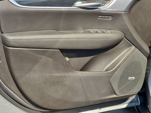 Certified 2024 Cadillac XT5 Premium Luxury w/ LPO, Floor Liner Package AWD/4WD image 22