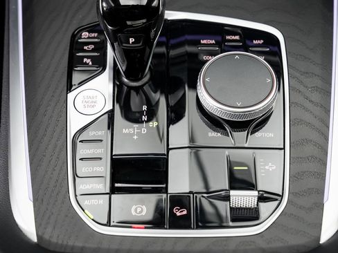 Used 2022 BMW X7 xDrive40i w/ Premium Package image 19