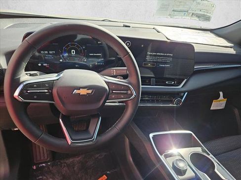 New 2026 Chevrolet Equinox LT w/ Safety and Technology Package FWD image 12