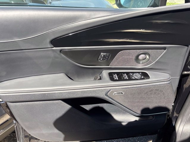 New 2026 Lincoln Nautilus Reserve w/ Jet Appearance Package AWD/4WD image 13
