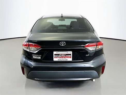 Used 2021 Toyota Corolla LE image 6