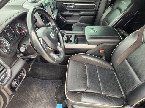 Used 2023 RAM 1500 Laramie image 12