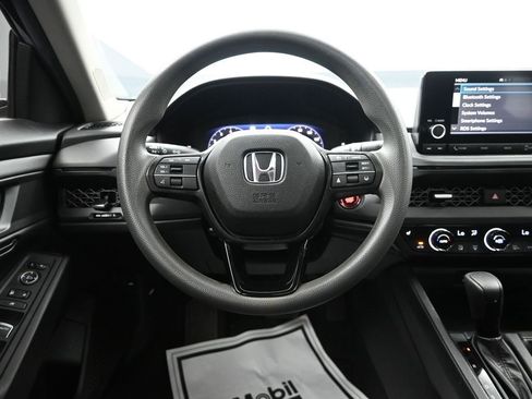 Used 2023 Honda Accord EX image 30