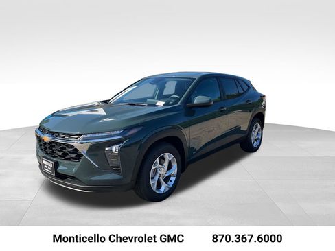 New 2026 Chevrolet Trax LS w/ LS Convenience Package FWD image 7
