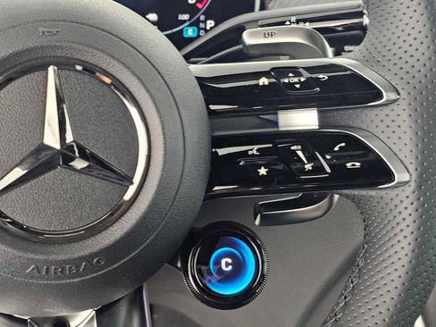 New 2025 Mercedes-Benz GLC 63 AMG S image 25