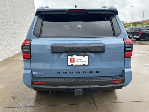 Used 2026 Toyota 4Runner TRD Off-Road Premium AWD/4WD image 5