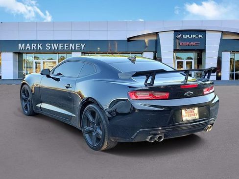 Used 2017 Chevrolet Camaro SS RWD image 27