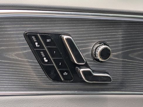 New 2025 Cadillac Lyriq Luxury w/ LPO, Floor Liner Package image 30