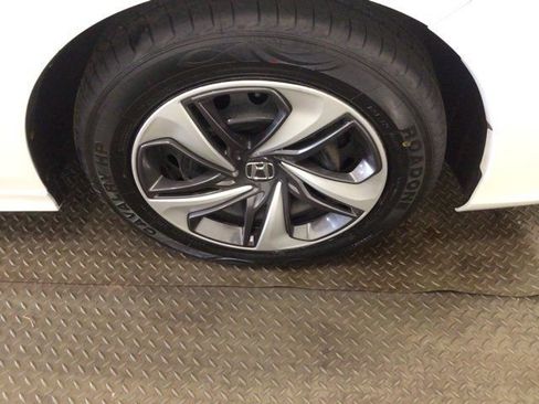 Used 2022 Honda Civic Touring image 25