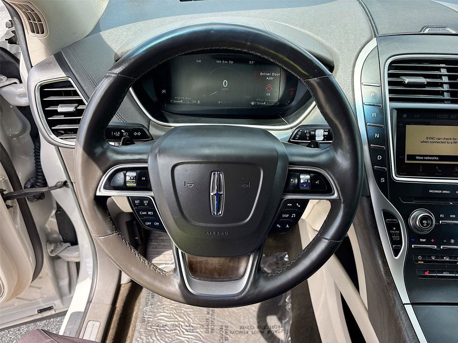 Used 2019 Lincoln Nautilus Select FWD image 11