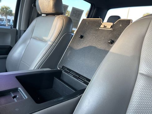 Used 2019 Ford F350 XL w/ Power Equipment Group image 33