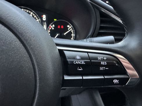 Used 2025 MAZDA MAZDA3 s image 24