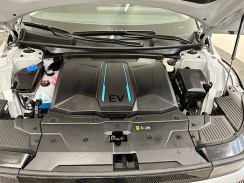 Used 2024 Hyundai Ioniq 5 SEL image 35