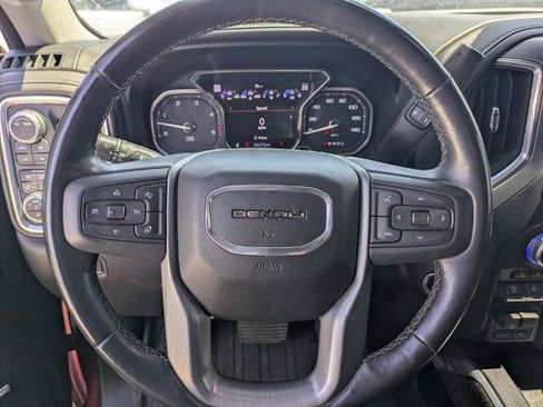 Used 2022 GMC Sierra 3500 Denali w/ Denali Ultimate Package AWD/4WD image 9