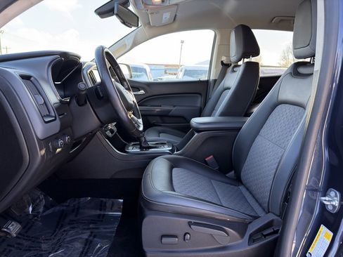 Used 2018 Chevrolet Colorado Z71 w/ Centennial Edition image 2