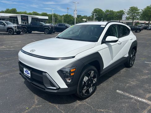 Used 2025 Hyundai Kona SEL AWD/4WD image 1
