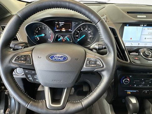 Used 2017 Ford Escape Titanium image 11