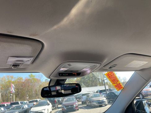 Used 2019 Chevrolet Traverse LS image 19