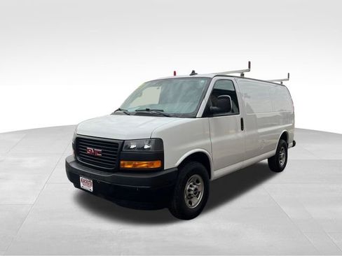 Used 2023 GMC Savana 2500 w/ Driver Convenience Package image 3