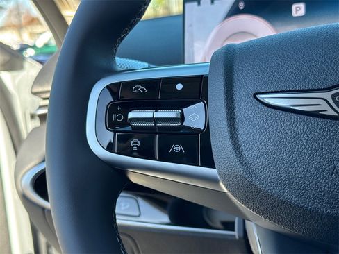 New 2026 Genesis GV70 2.5T Select image 25