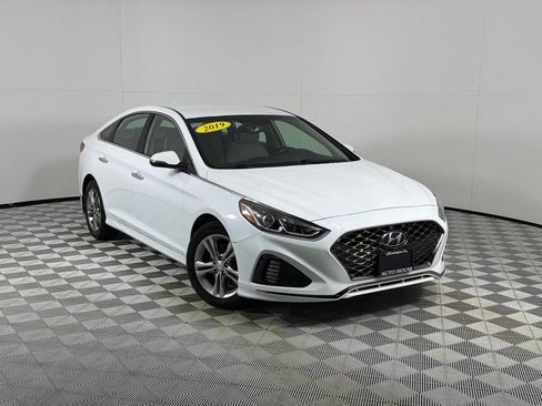 Used 2019 Hyundai Sonata SEL FWD image 2