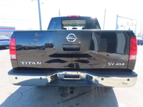Used 2012 Nissan Titan SV w/ SV Premium Utility Pkg image 39