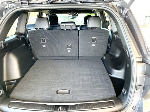 Used 2023 Jeep Grand Cherokee Altitude image 21