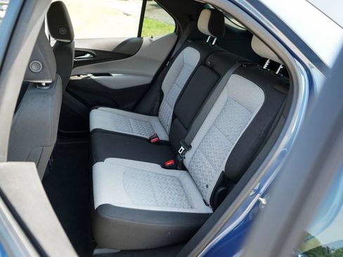 Used 2024 Chevrolet Equinox LS w/ LS Convenience Package FWD image 9