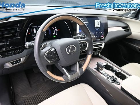 Used 2024 Lexus RX 350h w/ Cold Area Package AWD/4WD image 20