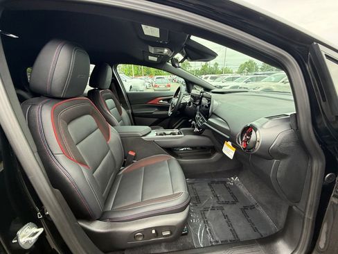 New 2026 Chevrolet Equinox EV RS FWD image 28