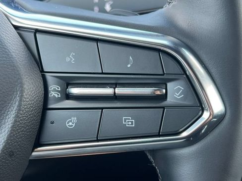 Used 2025 Chevrolet Equinox LT w/ Safety and Technology Package FWD image 17