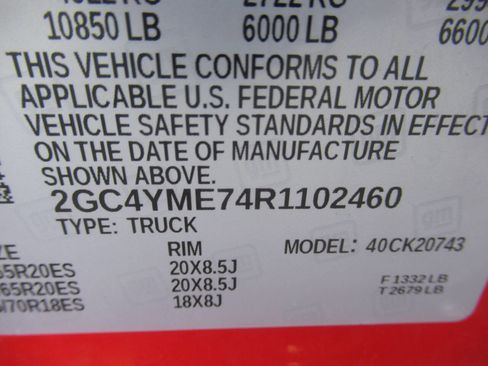 Used 2024 Chevrolet Silverado 2500 Custom w/ Custom Value Package AWD/4WD image 20