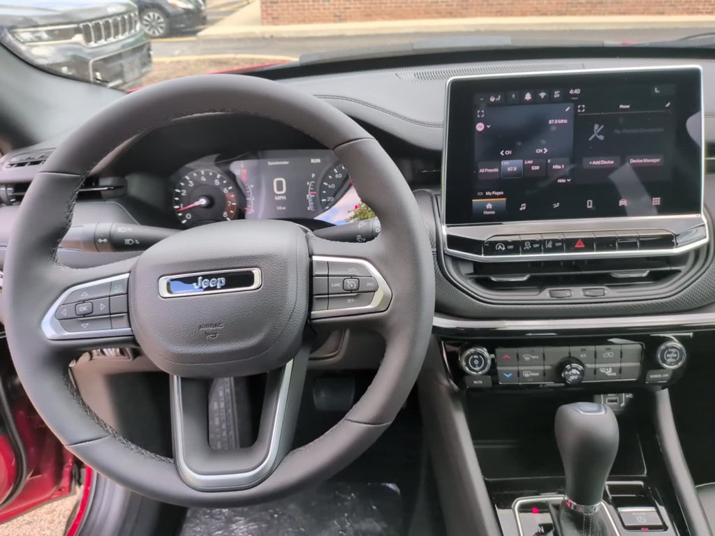 New 2026 Jeep Compass Latitude AWD/4WD image 30