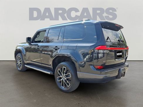 Used 2024 Lexus GX 550 AWD/4WD image 4