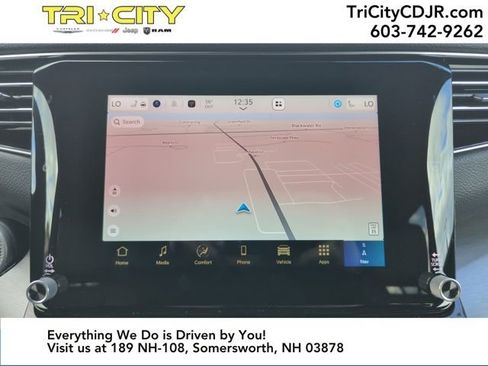 New 2025 Jeep Wagoneer Series II w/ Convenience Group I image 18