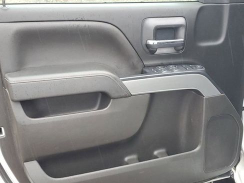 Used 2018 Chevrolet Silverado 1500 LT w/ All Star Edition image 12