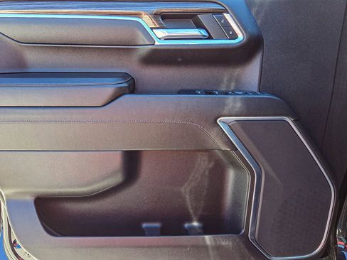 Used 2023 Chevrolet Silverado 1500 LT Trail Boss image 14