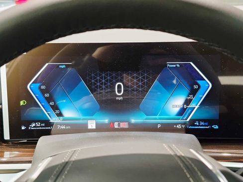 New 2026 BMW X5 xDrive50e w/ Climate Comfort Package image 12