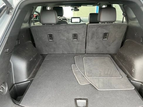 Used 2023 Chevrolet Blazer RS w/ Enhanced Convenience Package image 18