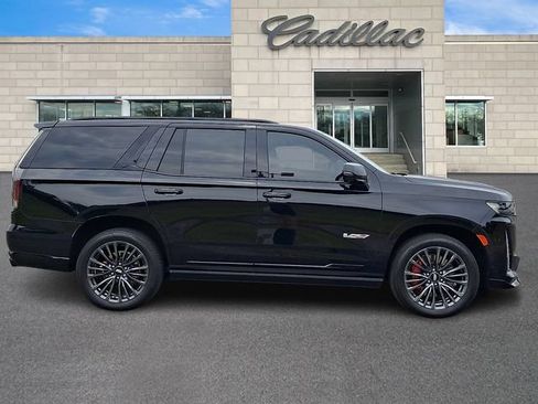 Certified 2024 Cadillac Escalade V AWD/4WD image 8