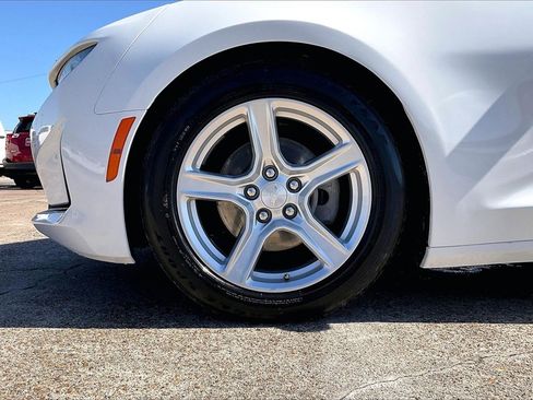 Used 2023 Chevrolet Camaro LT image 32