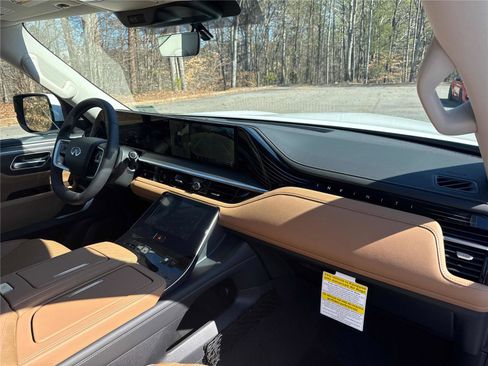 New 2026 INFINITI QX80 Luxe w/ Cargo Package image 27