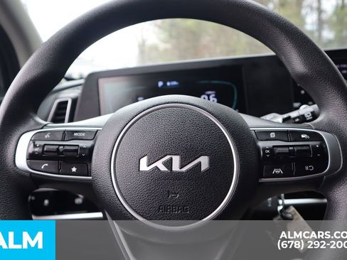 Used 2024 Kia Sportage LX image 30