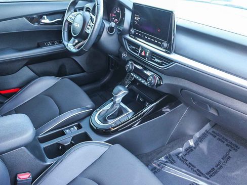 Used 2023 Kia Forte GT-Line w/ GT-Line Technology Package image 17