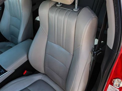 Used 2019 Honda Accord Touring image 31