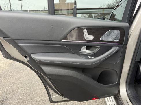 Used 2020 Mercedes-Benz GLE 350 4MATIC w/ 3rd Row Seat Package image 39