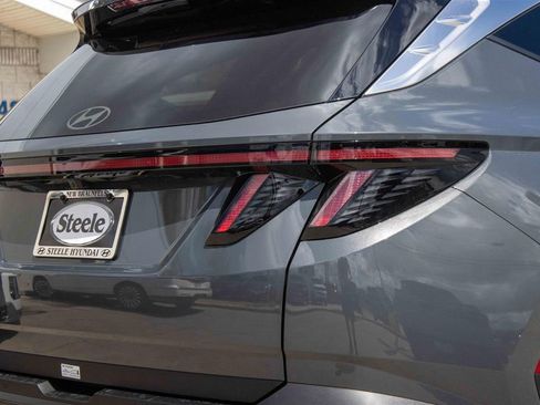 Used 2025 Hyundai Tucson Limited image 6